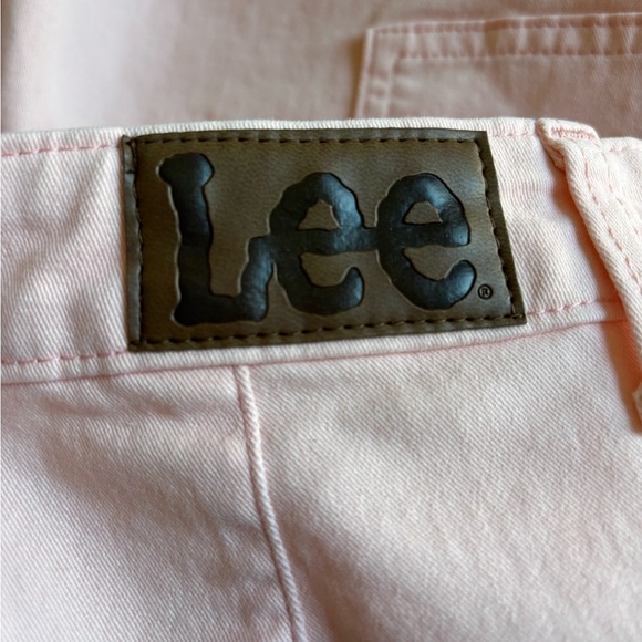 Lee Women's Flex-to-go Mid-rise Cargo Bermuda Shorts Pink Size 8(M) - Picture 13 of 13